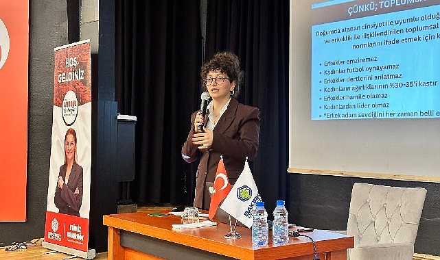 bakirkoyde kadinlarin sesine kulak veren soylesi